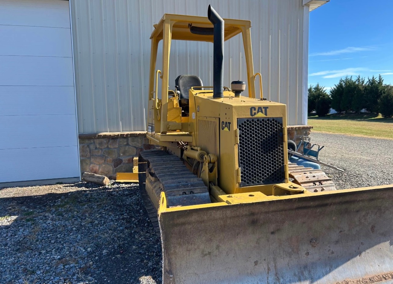 1994 CATERPILLAR D3C - Image 2