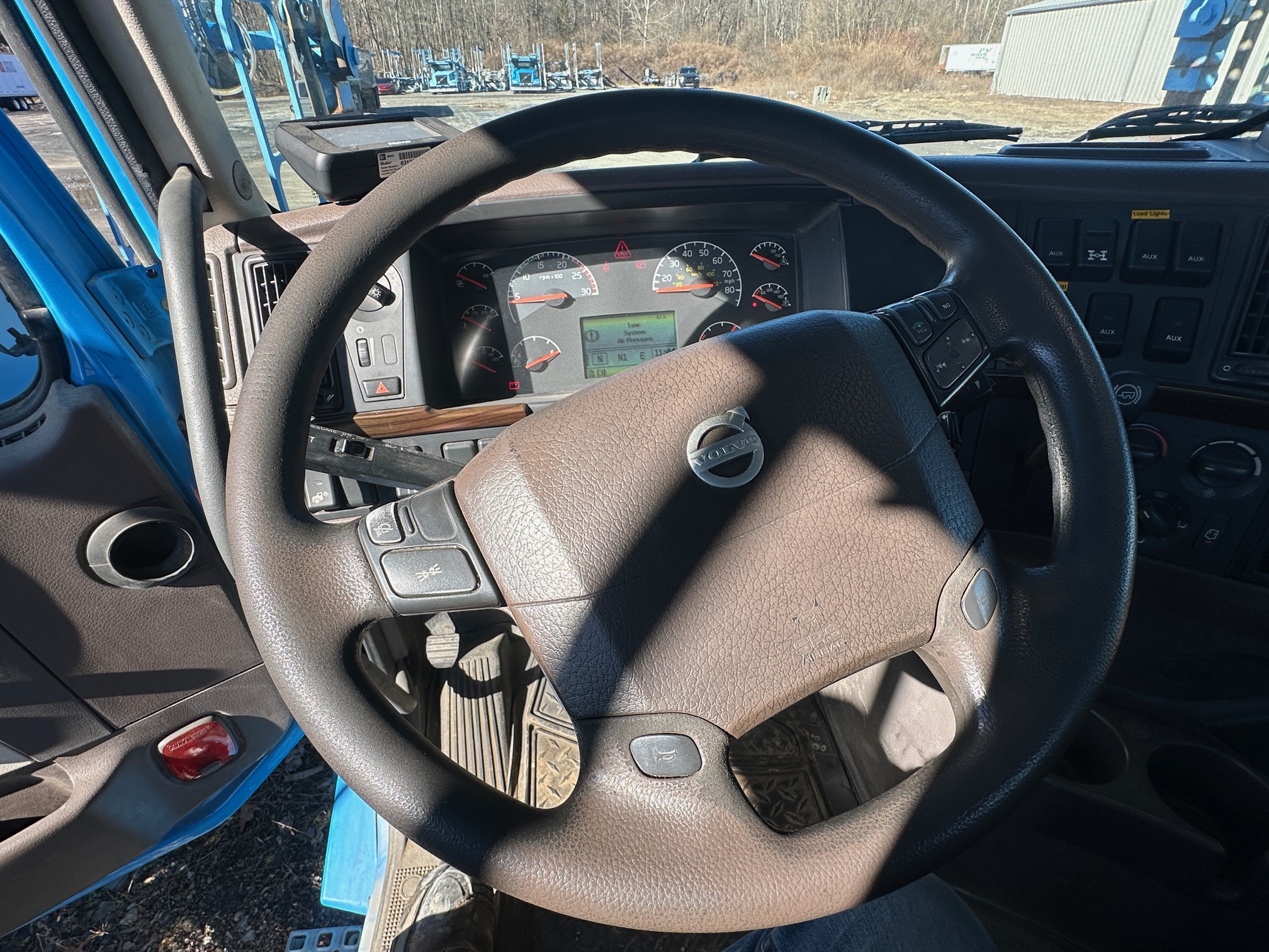 2014 VOLVO VAH66430 - Image 21