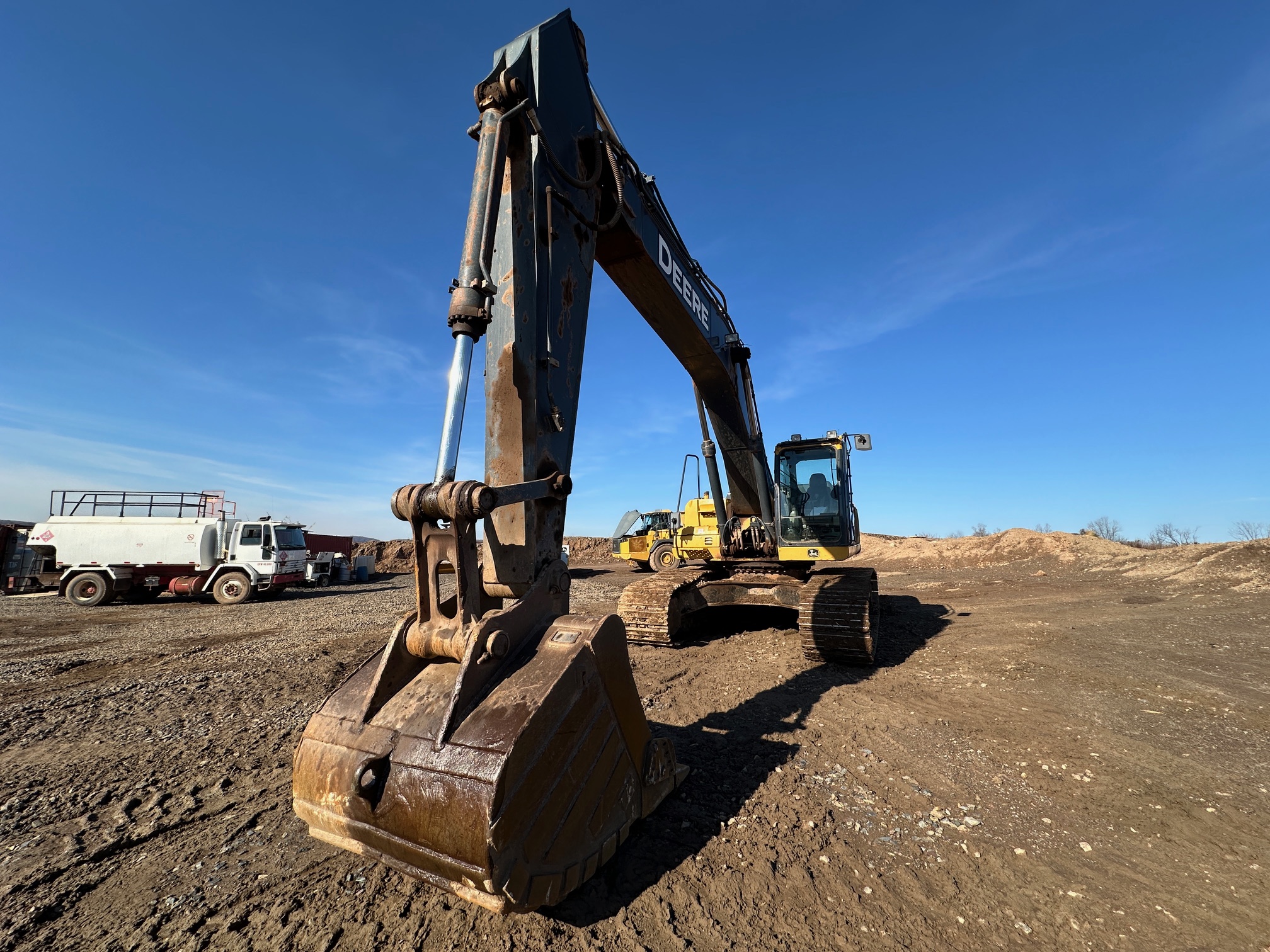 2013 DEERE 380G LC - Image 5