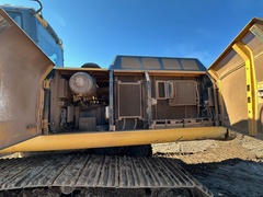 2013 DEERE 380G LC - Image 16