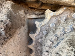 2013 DEERE 380G LC - Image 18