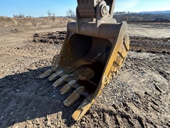 2013 DEERE 380G LC - Image 26