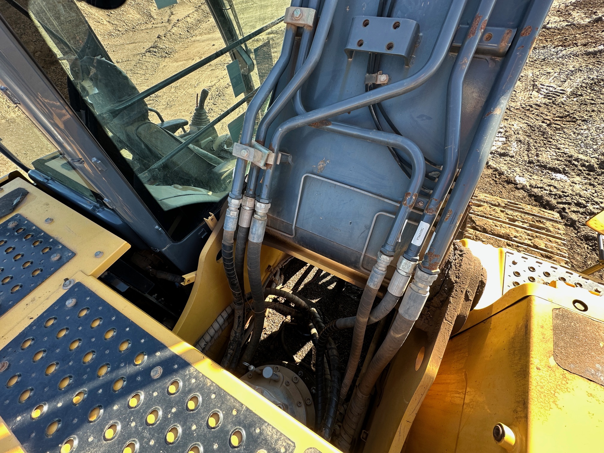 2013 DEERE 380G LC - Image 38