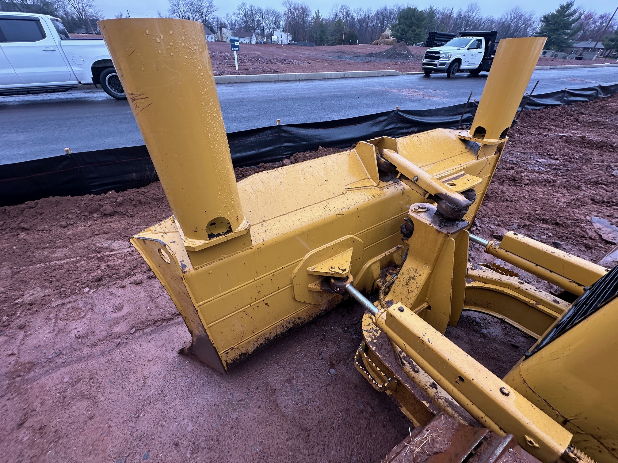 2005 CATERPILLAR D5G XL - view 9 of 33