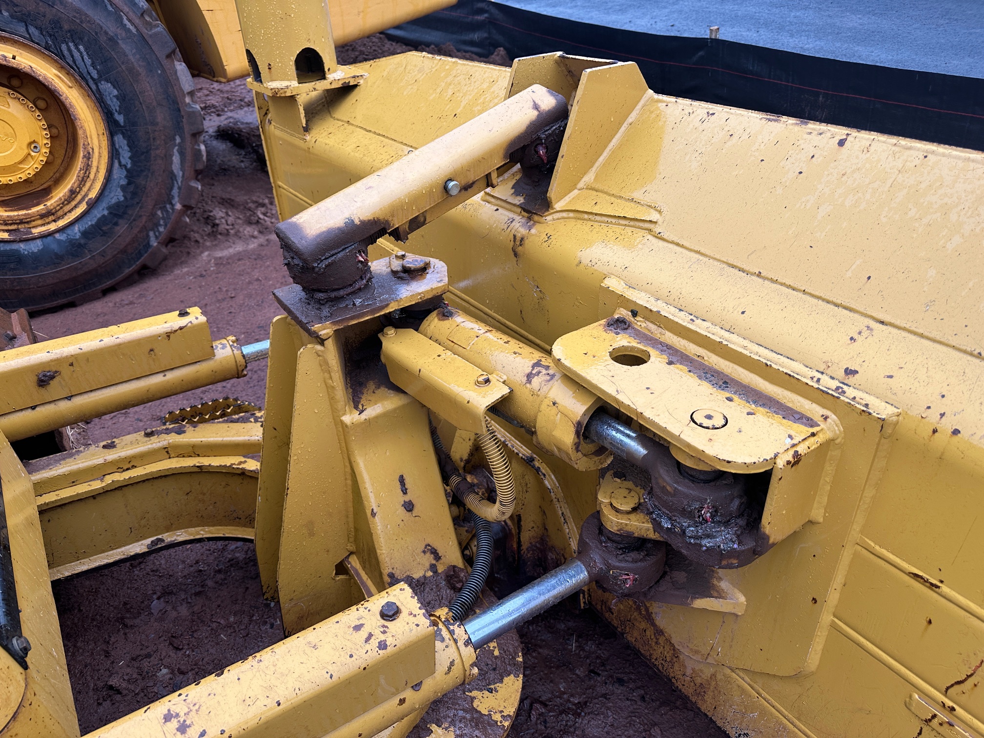 2005 CATERPILLAR D5G XL - Image 23