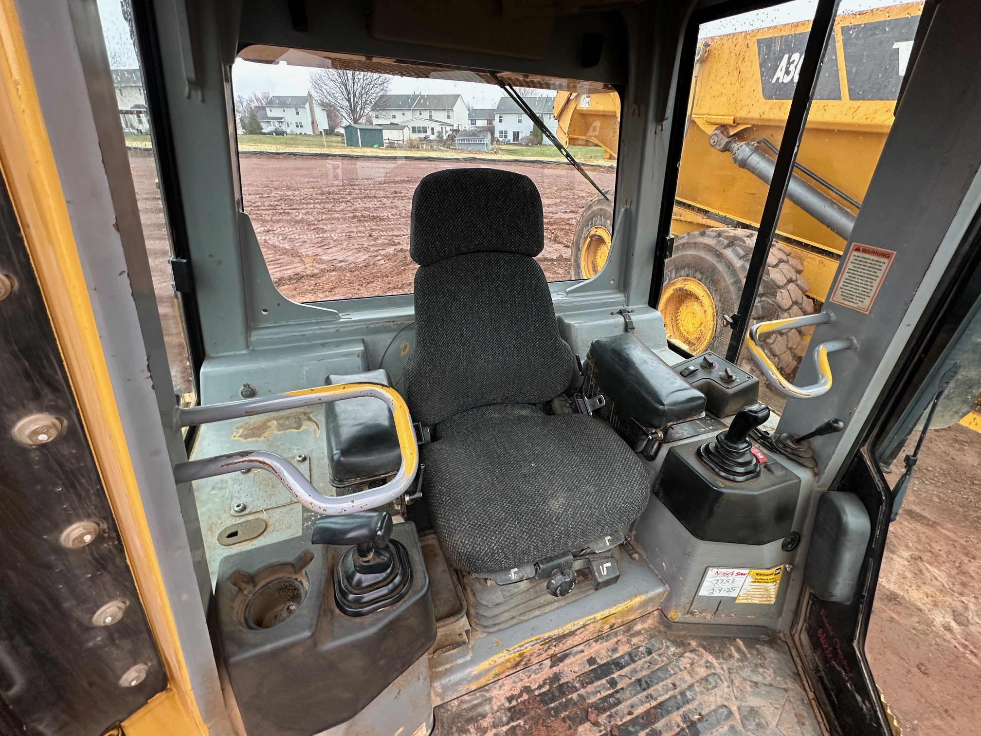 2005 CATERPILLAR D5G XL - Image 29