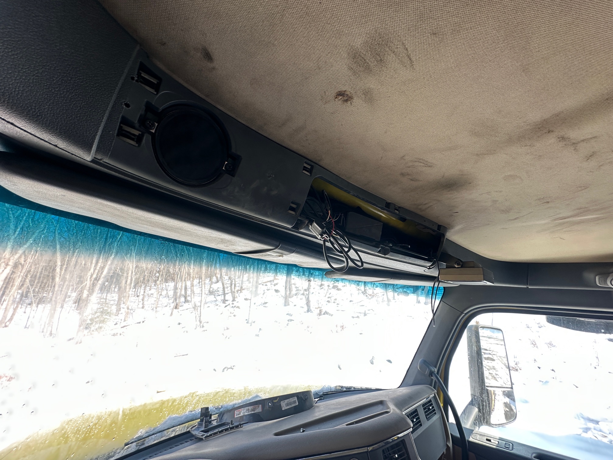 2017 PETERBILT 579 - view 10 of 48