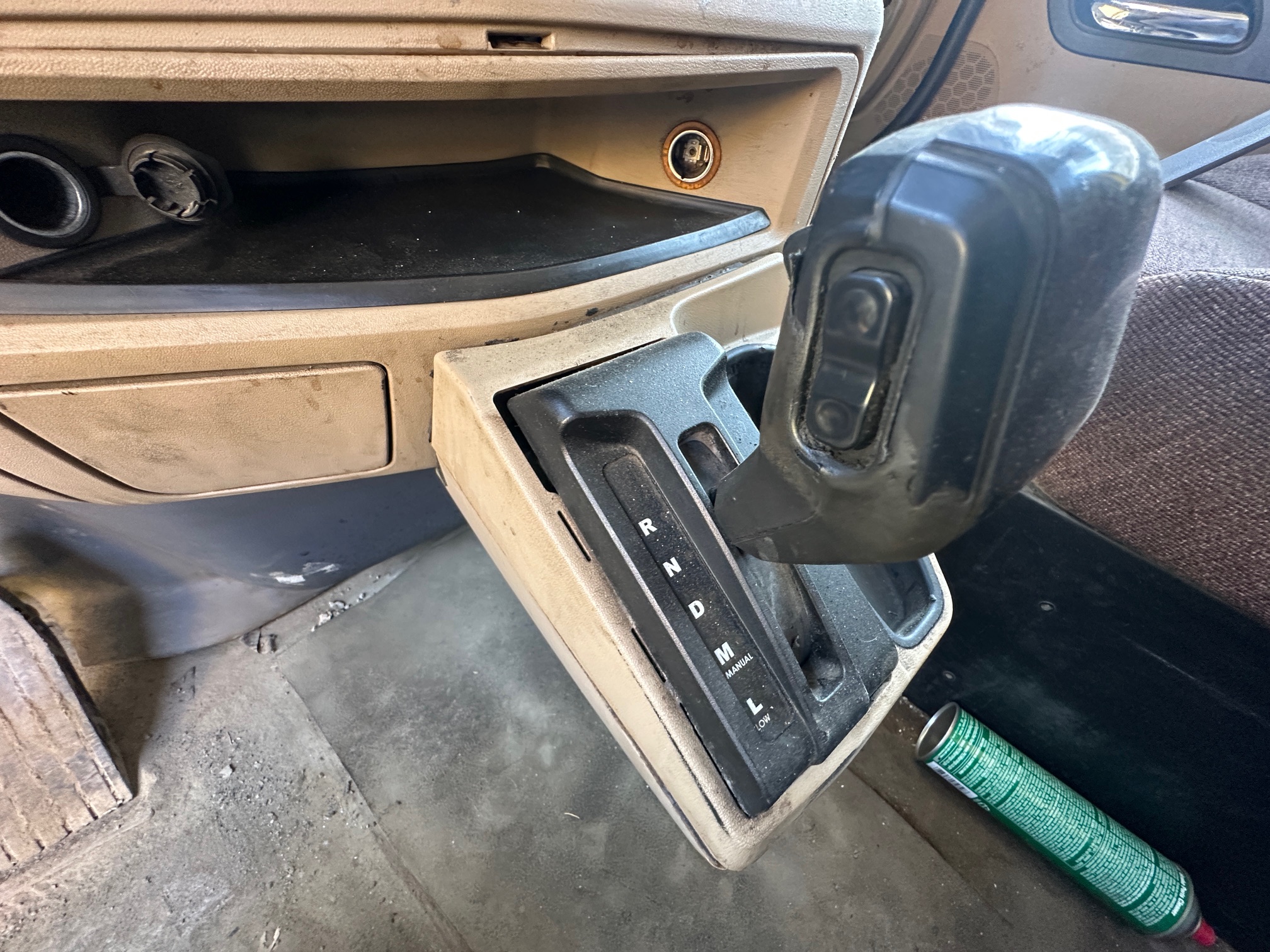 2017 PETERBILT 579 - view 16 of 48