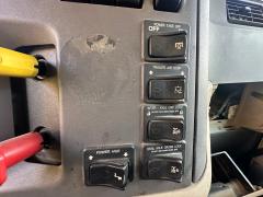 2017 PETERBILT 567 - Image 18