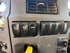2017 PETERBILT 567 - Image 19