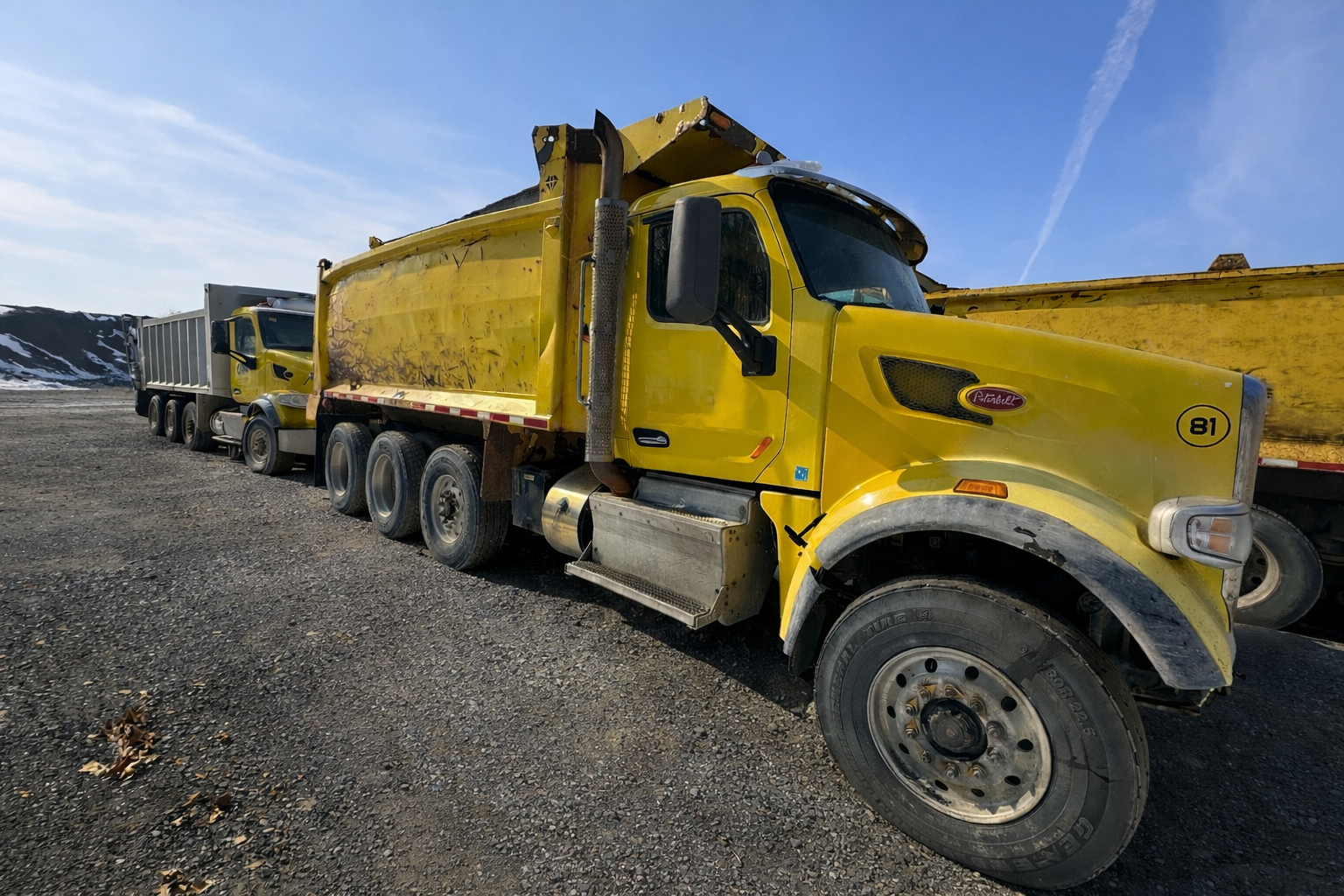 2017 PETERBILT 579 - Image 3