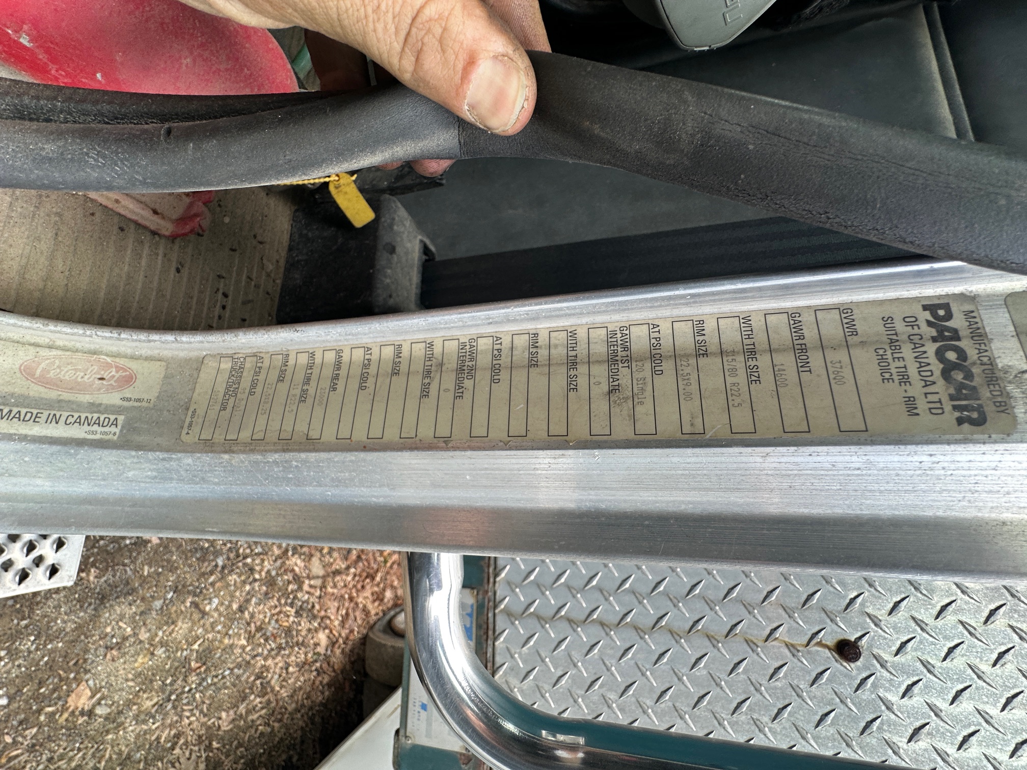 2002 PETERBILT 330 - view 5 of 61