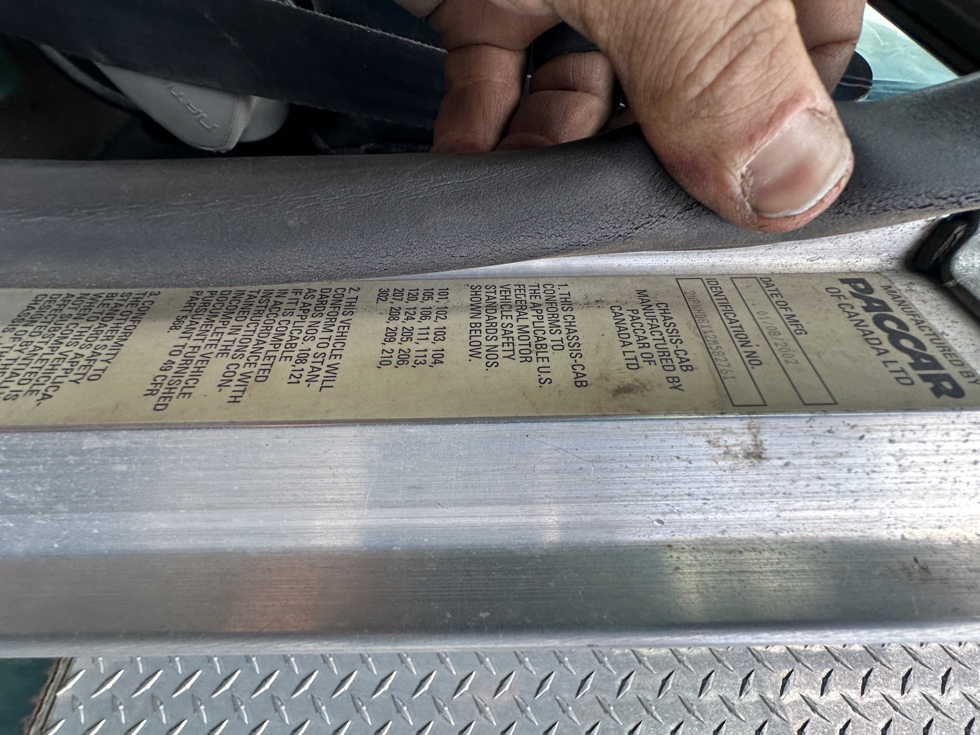 2002 PETERBILT 330 - view 6 of 61