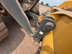 2023 DEERE 744P - Image 24