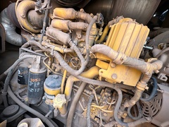 2023 DEERE 744P - Image 38