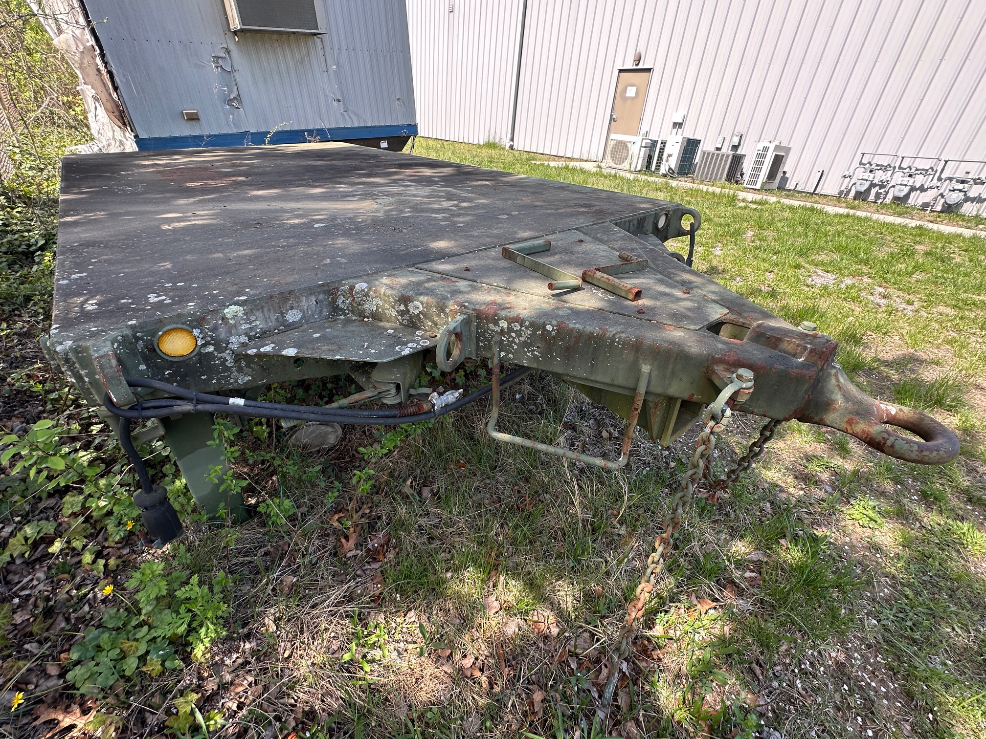 1989 MILITARY M1061A1 10-Ton Trailer - Image 4