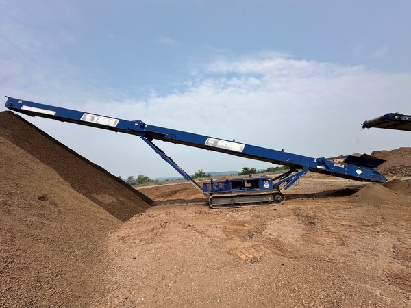 2013 EDGE TS6540 Conveyor
