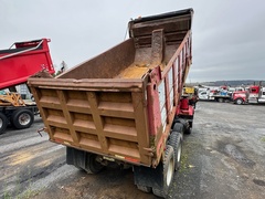 1977 MACK DM685 - Image 12