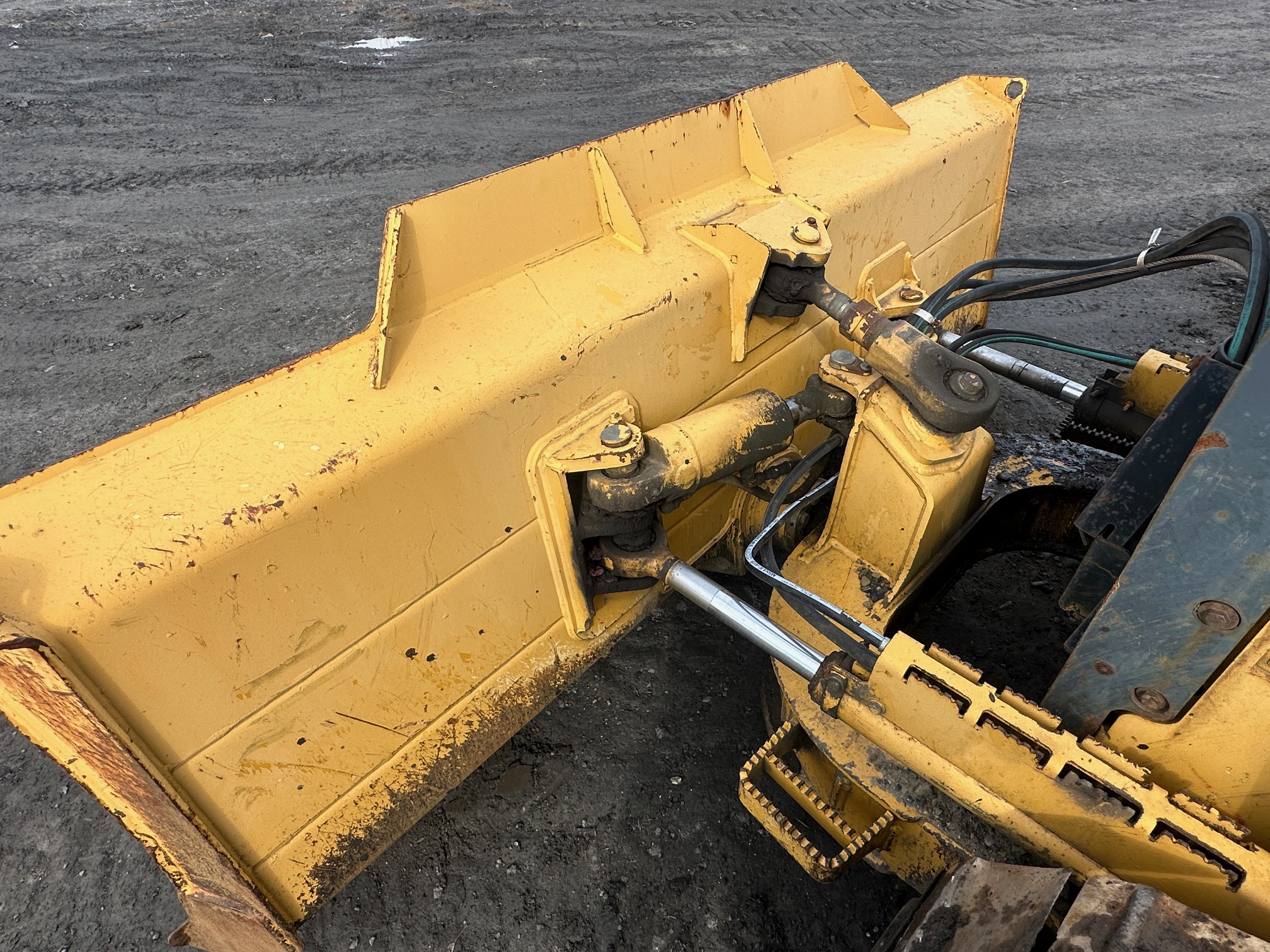 2005 DEERE 650J LT - Image 15