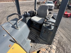 2005 DEERE 650J LT - Image 26