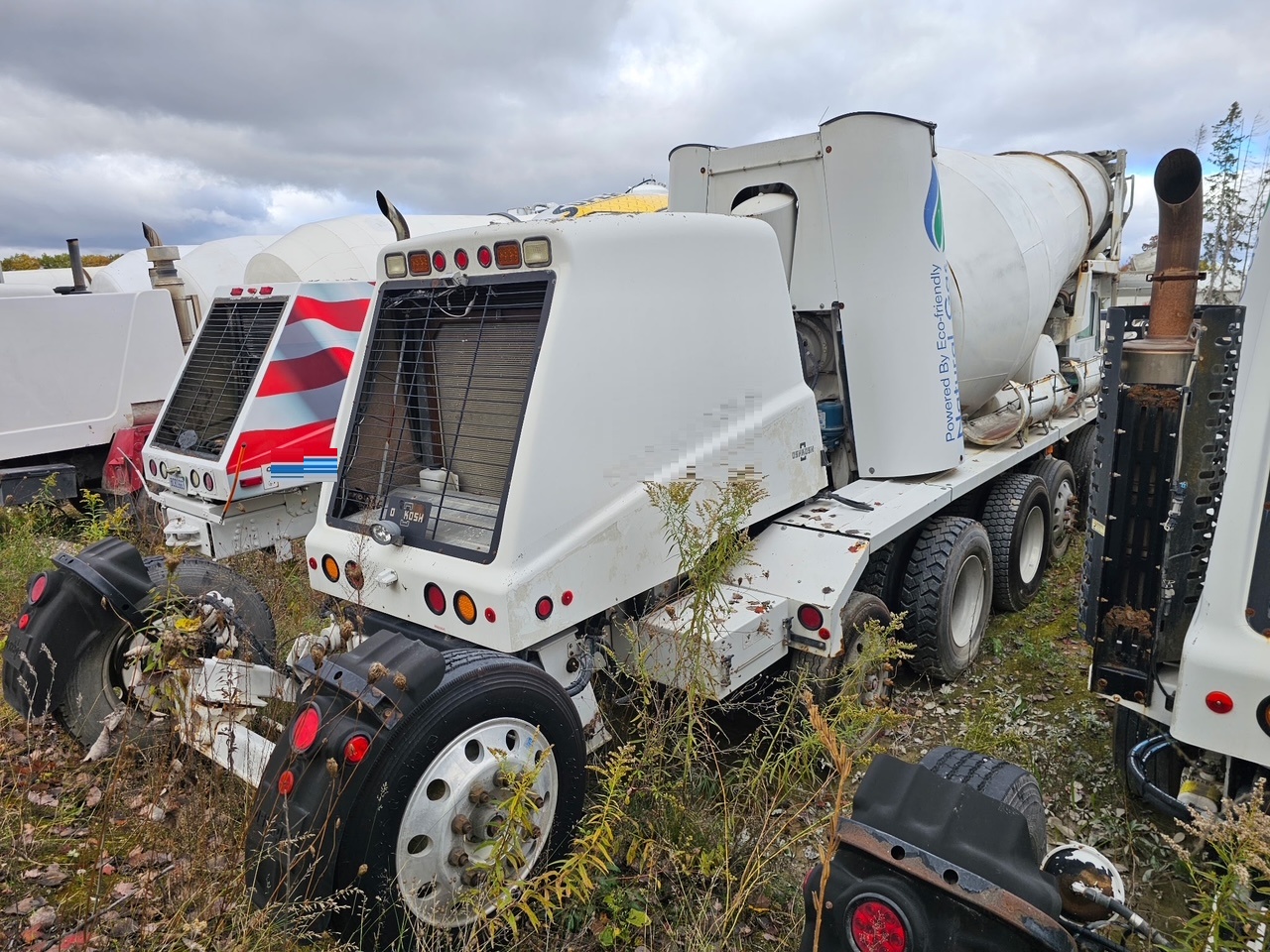 2015 OSHKOSH S-2146 Front Discharge - Image 3