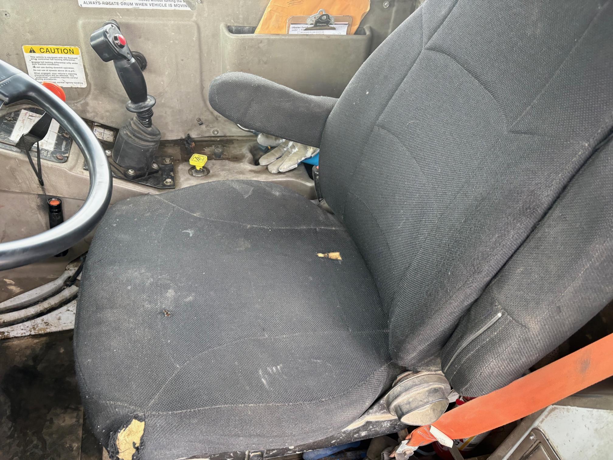 2000 OSHKOSH S2346 - Image 17