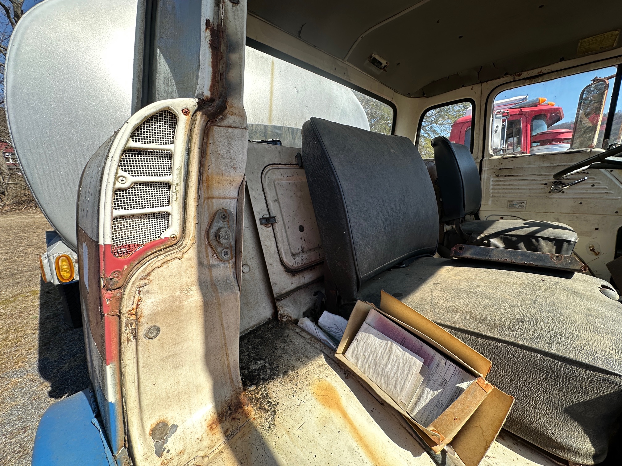 1976 FORD 8000 - view 18 of 51