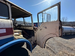 1976 FORD 8000 - Image 19