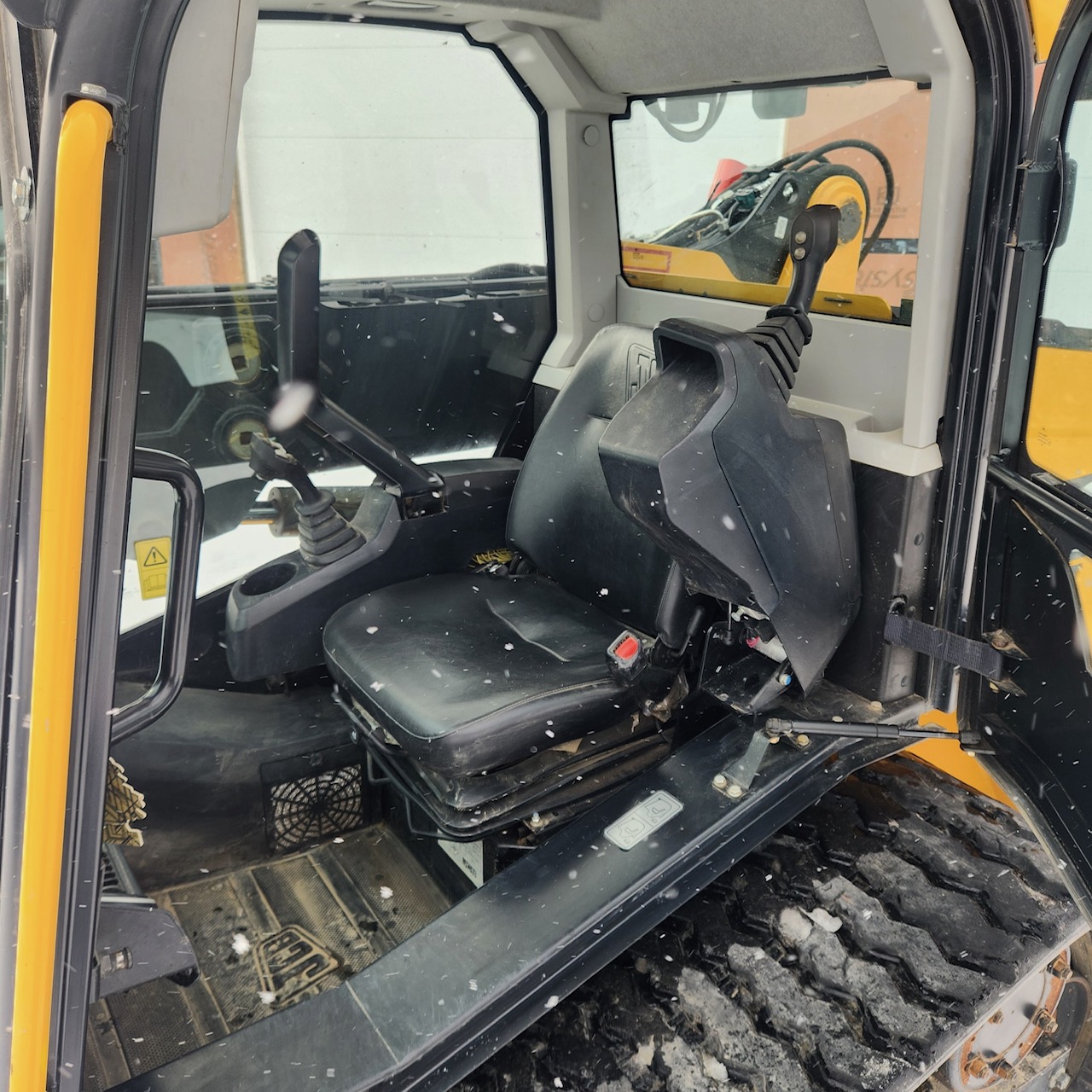 2018 JCB 3TS-8T - view 14 of 21