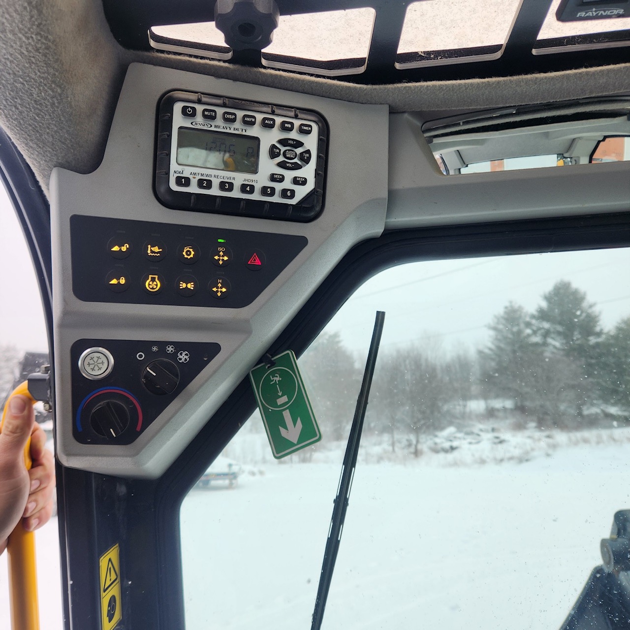 2018 JCB 3TS-8T - view 15 of 21