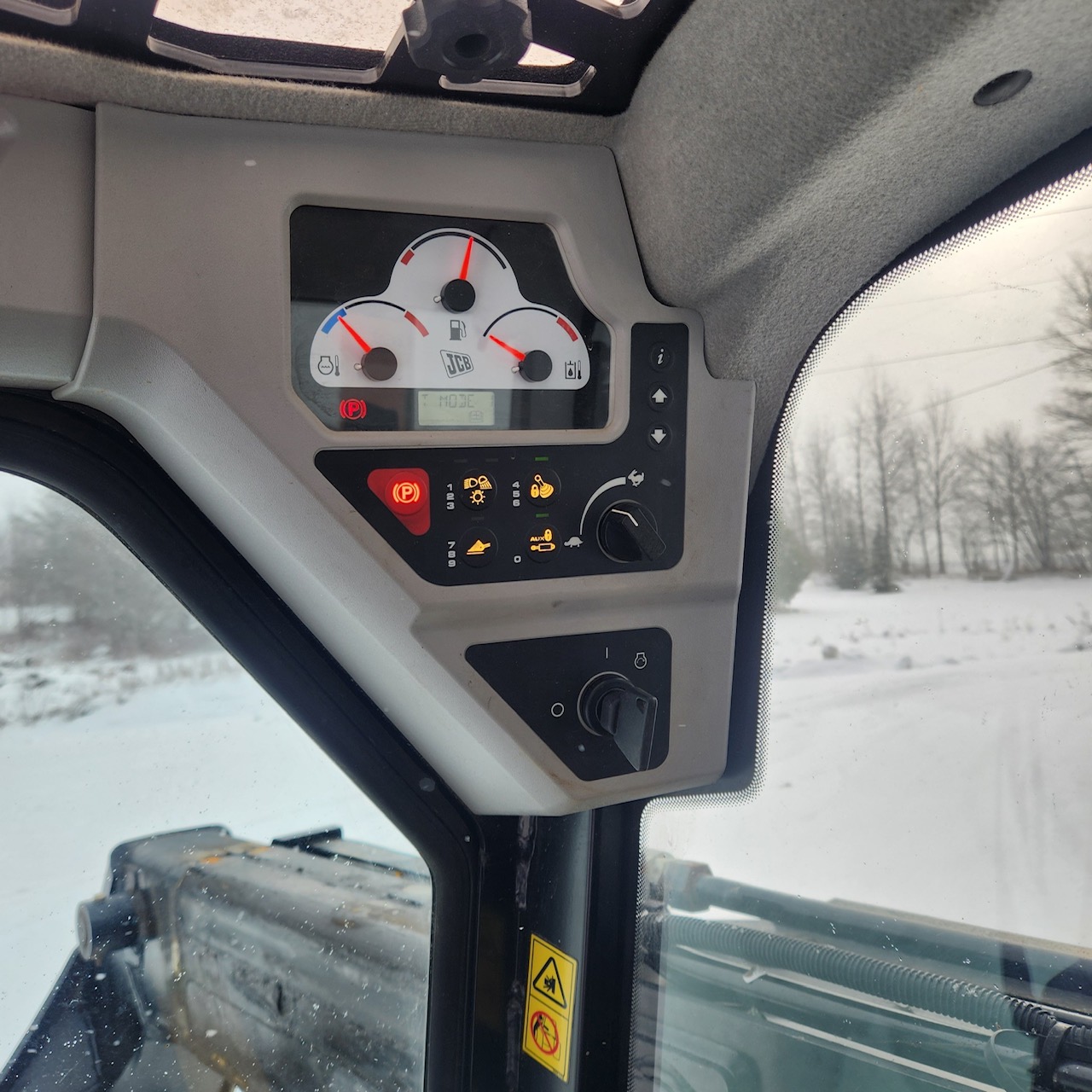 2018 JCB 3TS-8T - Image 16