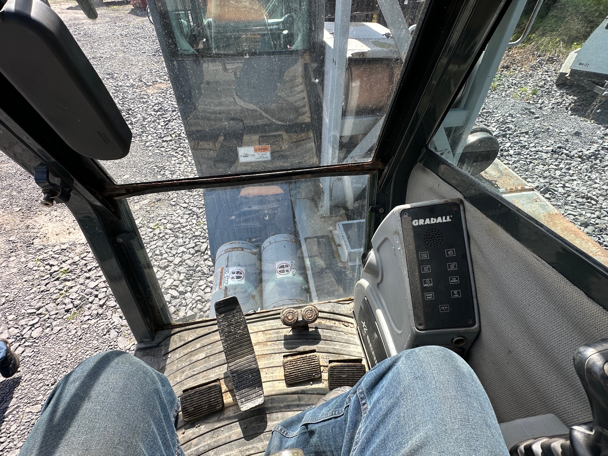 2002 GRADALL XL3100 - Image 41