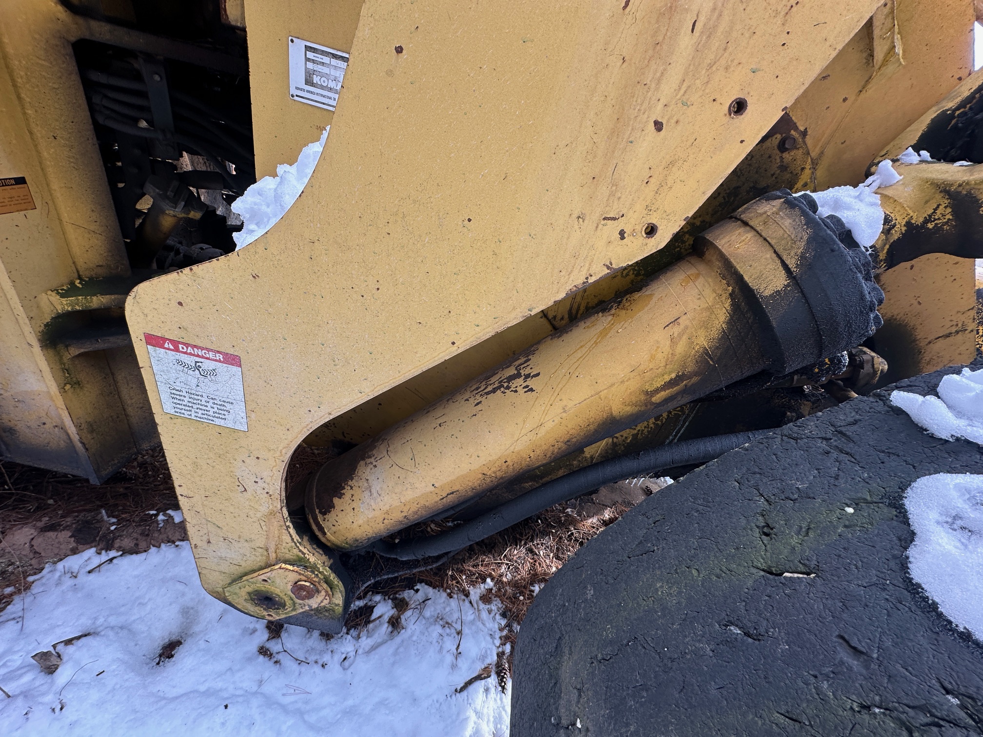 2004 KOMATSU WA500 - view 12 of 49