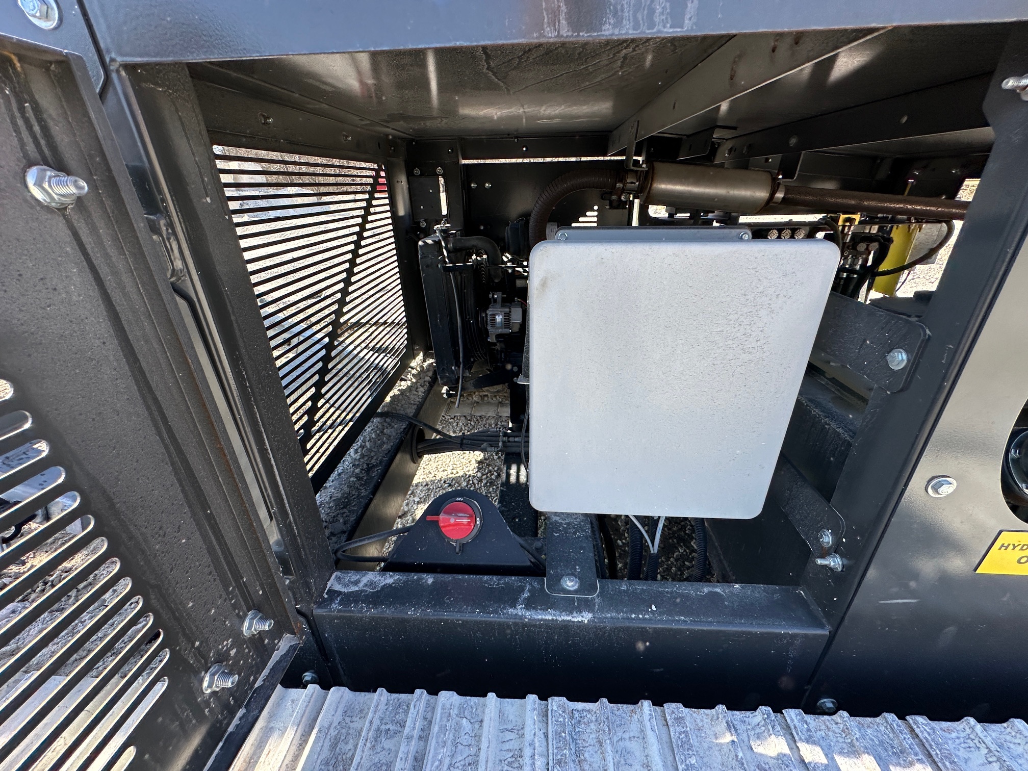 2023 MGL 530T - view 4 of 19