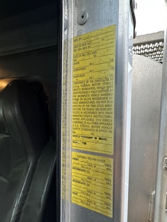 2004 KENWORTH T300 Fuel Tanker - Image 12