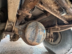 2004 KENWORTH T300 Fuel Tanker - Image 30