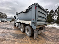 2008 VOLVO VHD64F200 - Image 11