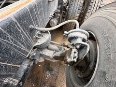 2008 VOLVO VHD64F200 - Image 27