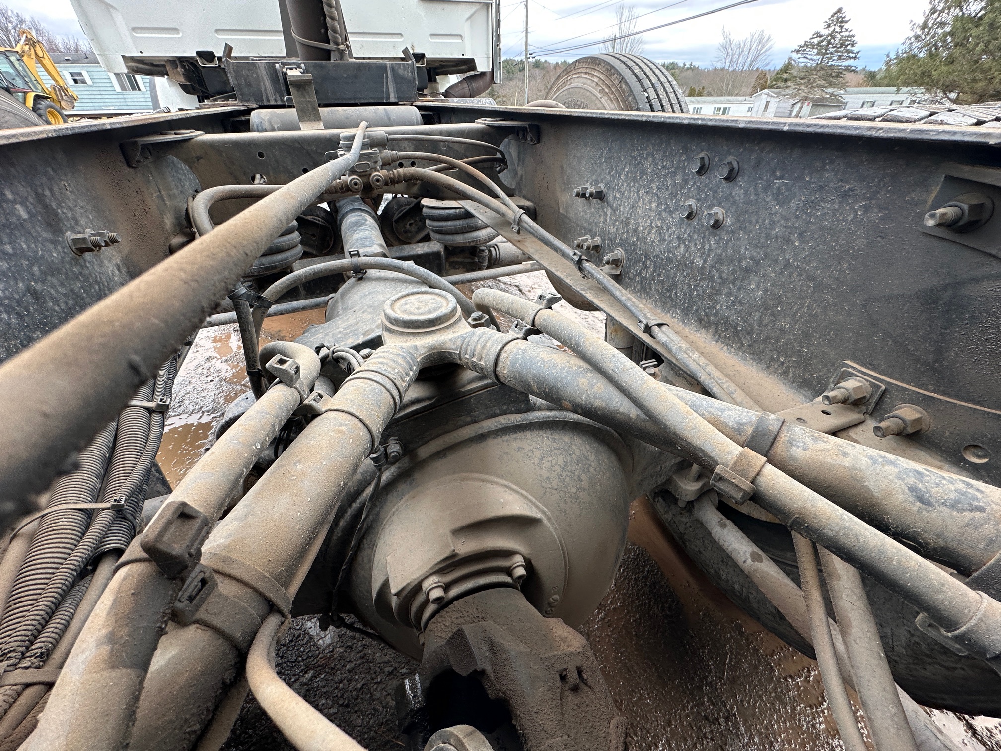 2008 VOLVO VHD64F200 - Image 33