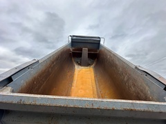 2008 VOLVO VHD64F200 - Image 37