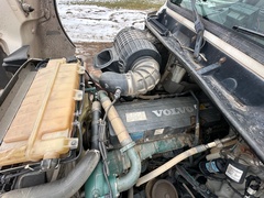 2008 VOLVO VHD64F200 - Image 47