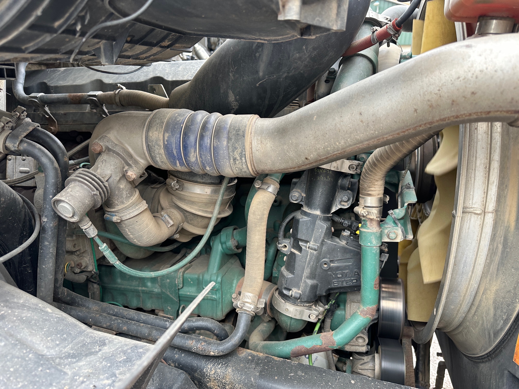 2008 VOLVO VHD64F200 - Image 48