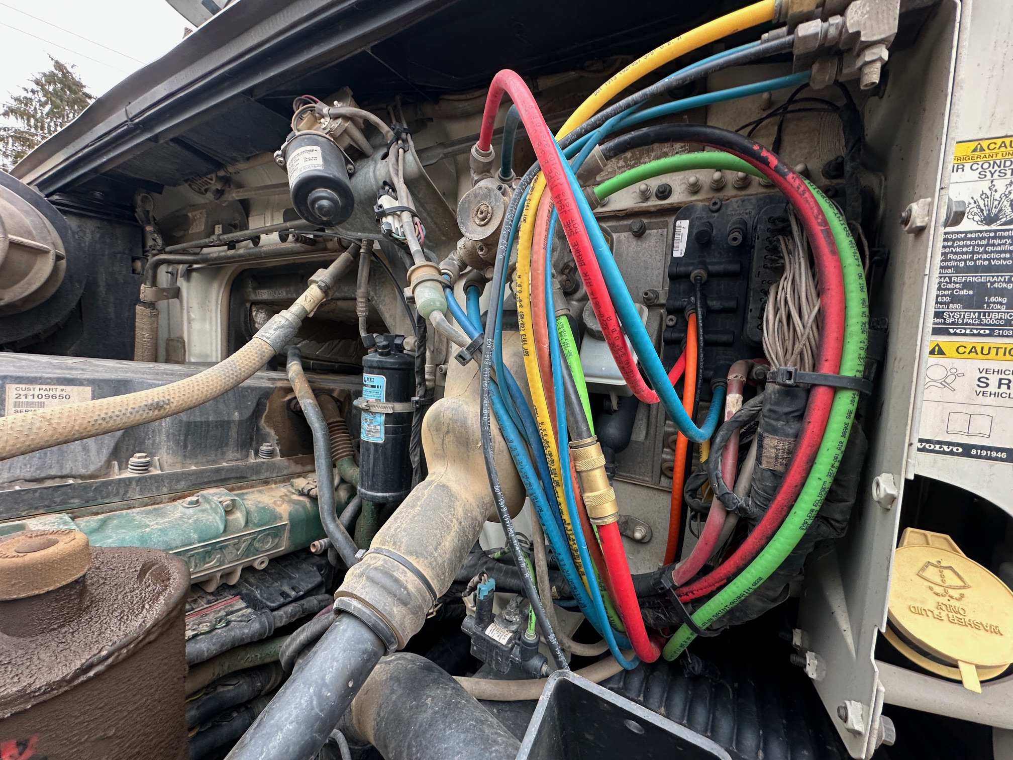 2008 VOLVO VHD64F200 - Image 52