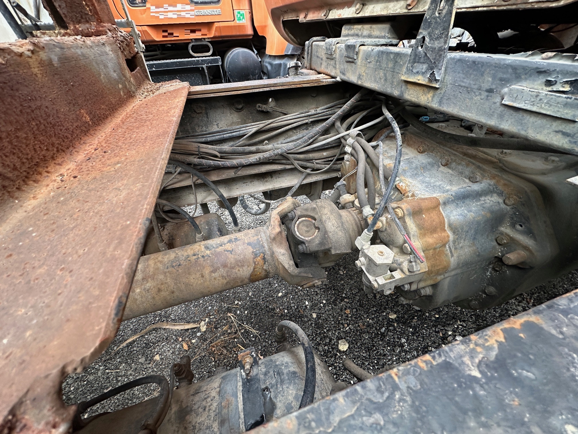 2001 MACK DM690SX - Image 7