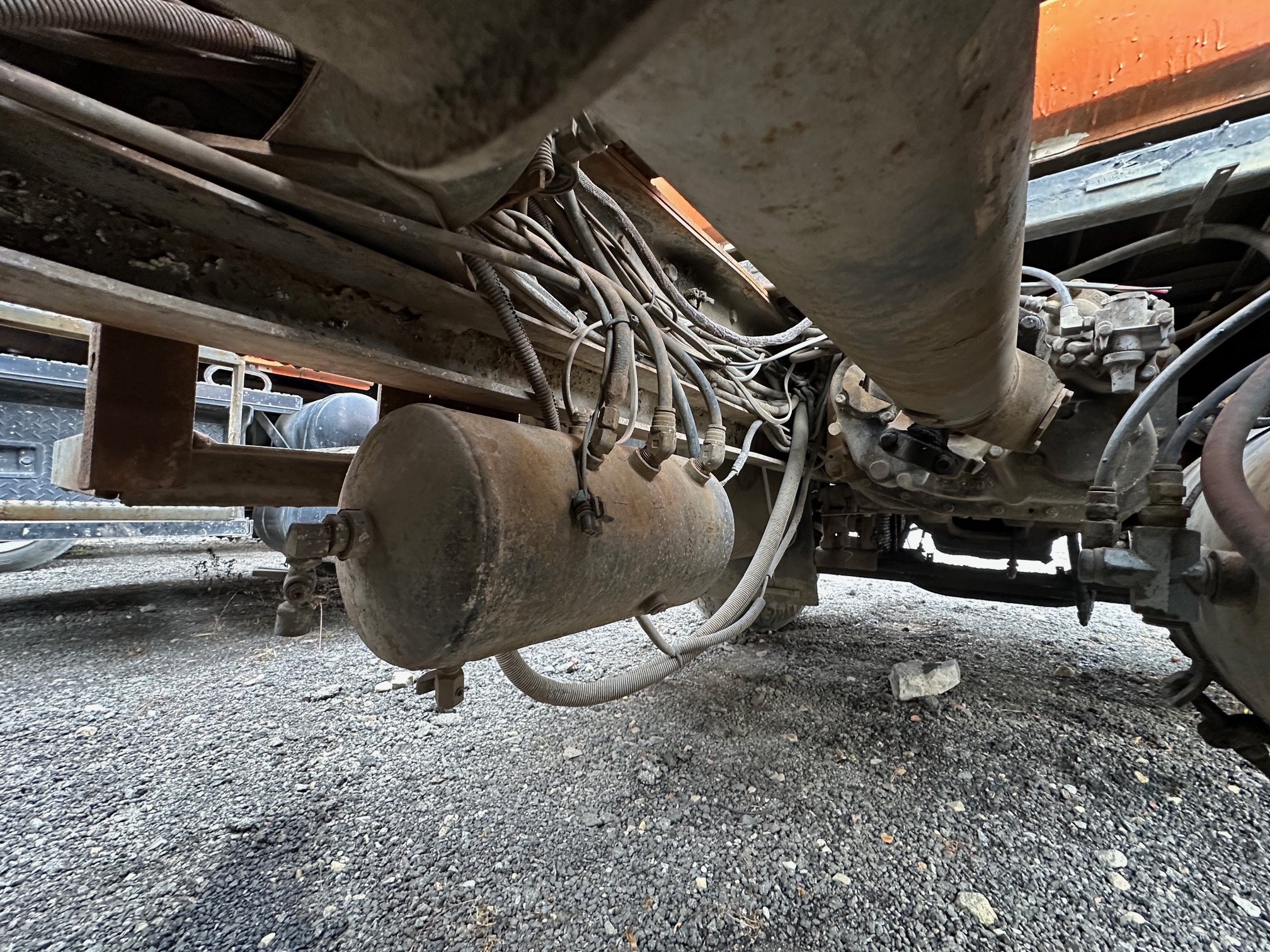 2001 MACK DM690SX - Image 14