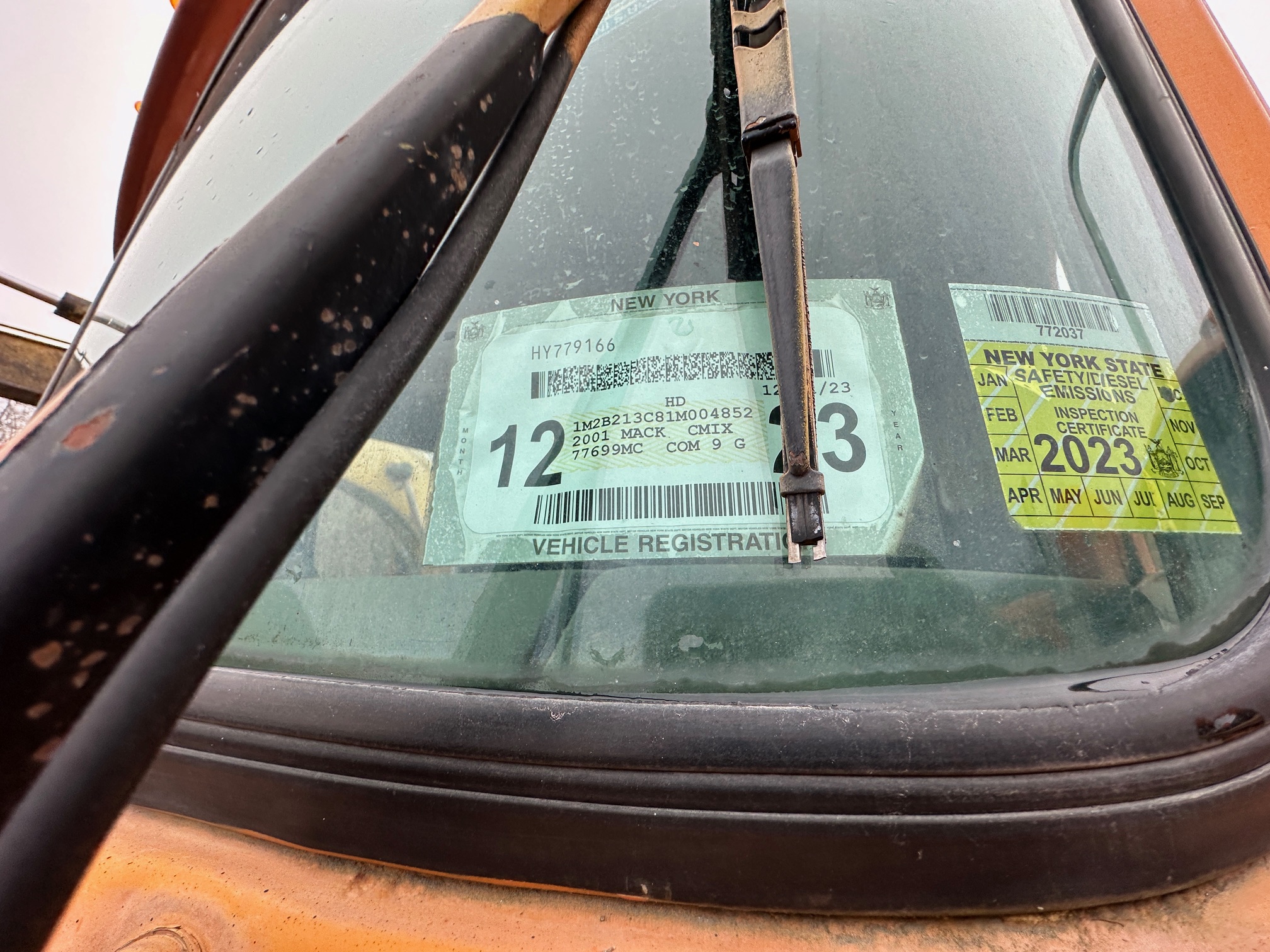 2001 MACK DM690SX - view 19 of 37