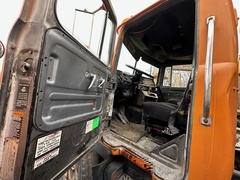 2001 MACK DM690SX - Image 21