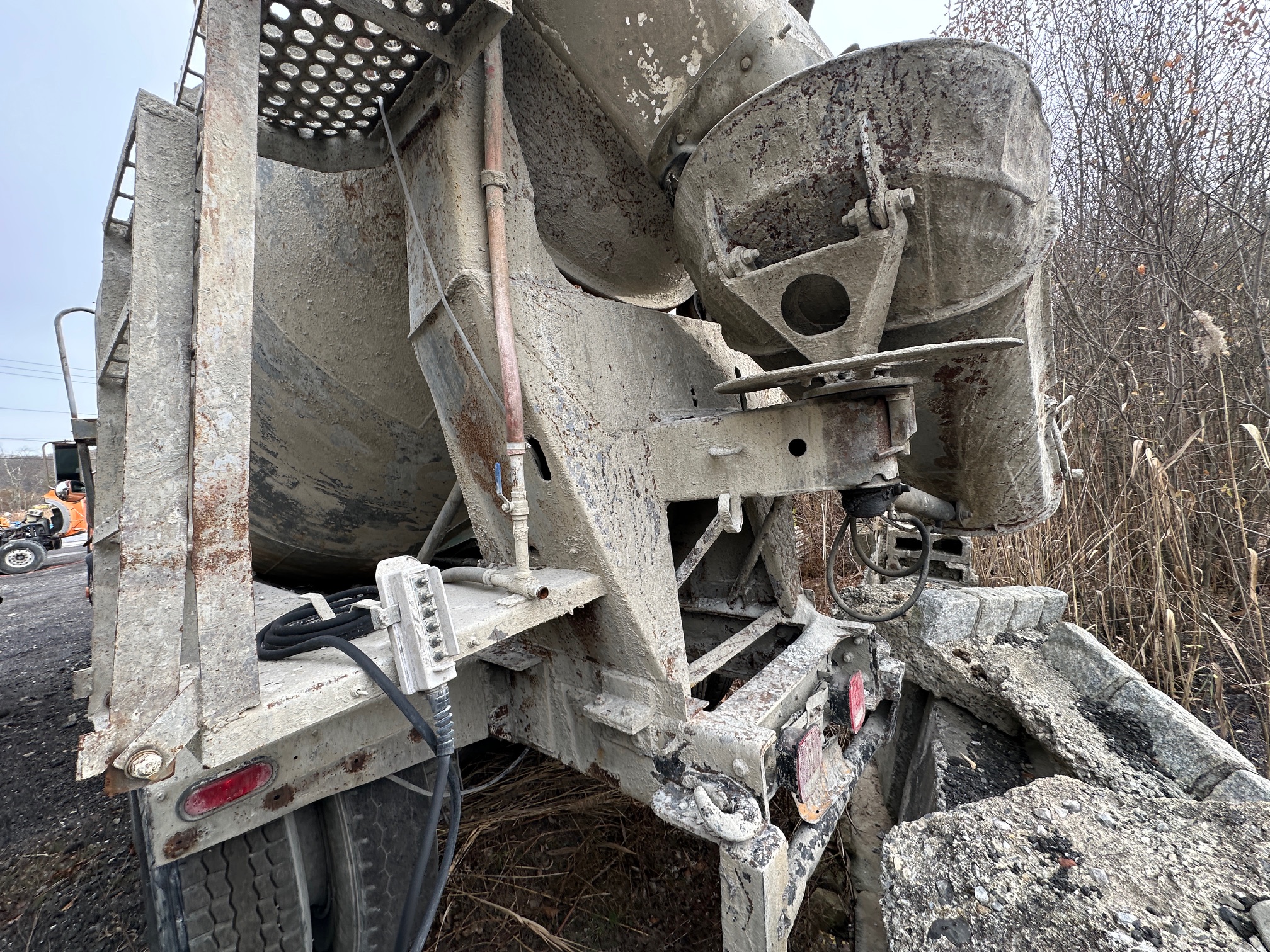 2001 MACK DM690SX - Image 30