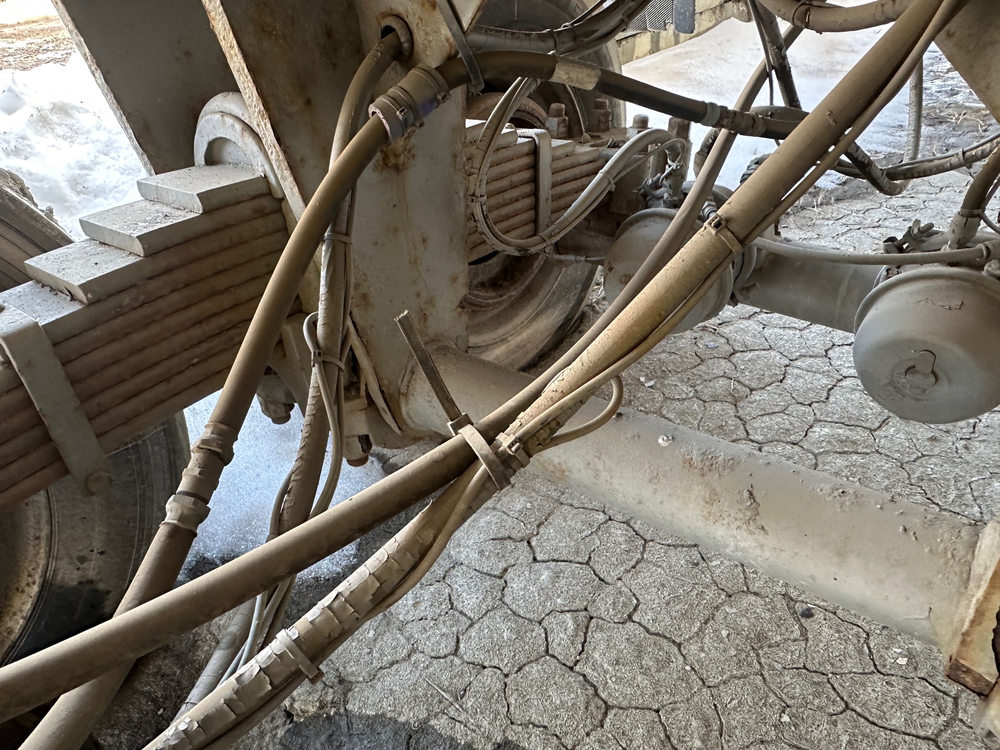 2016 SPECTEC 36' Half Round - view 20 of 28