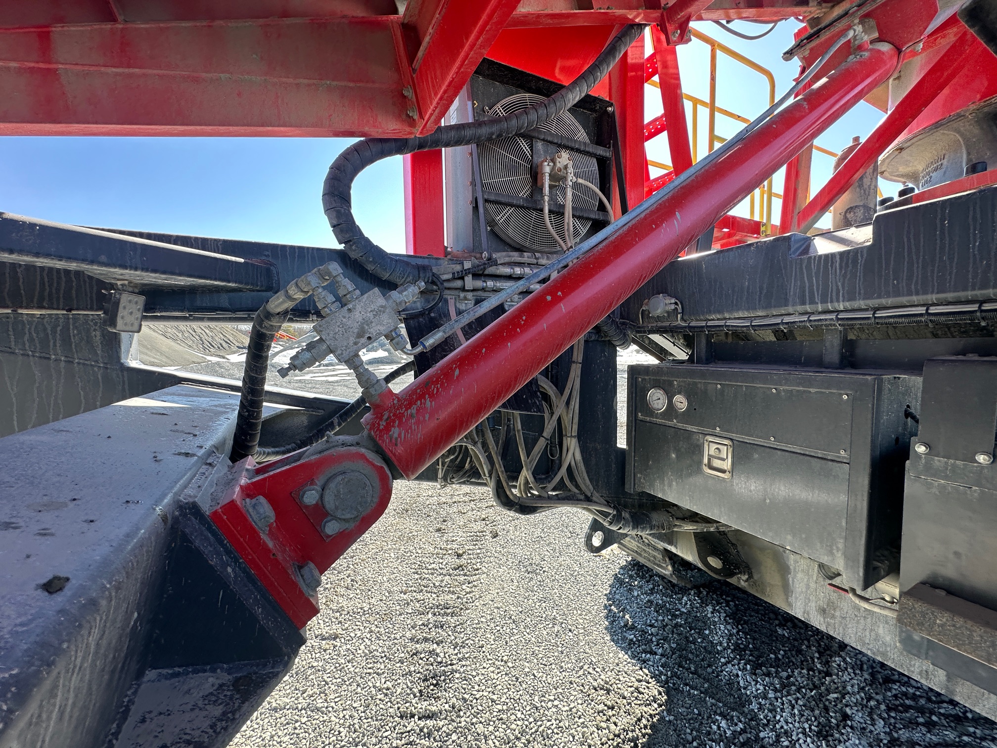 2021 SANDVIK UH440i - Image 37